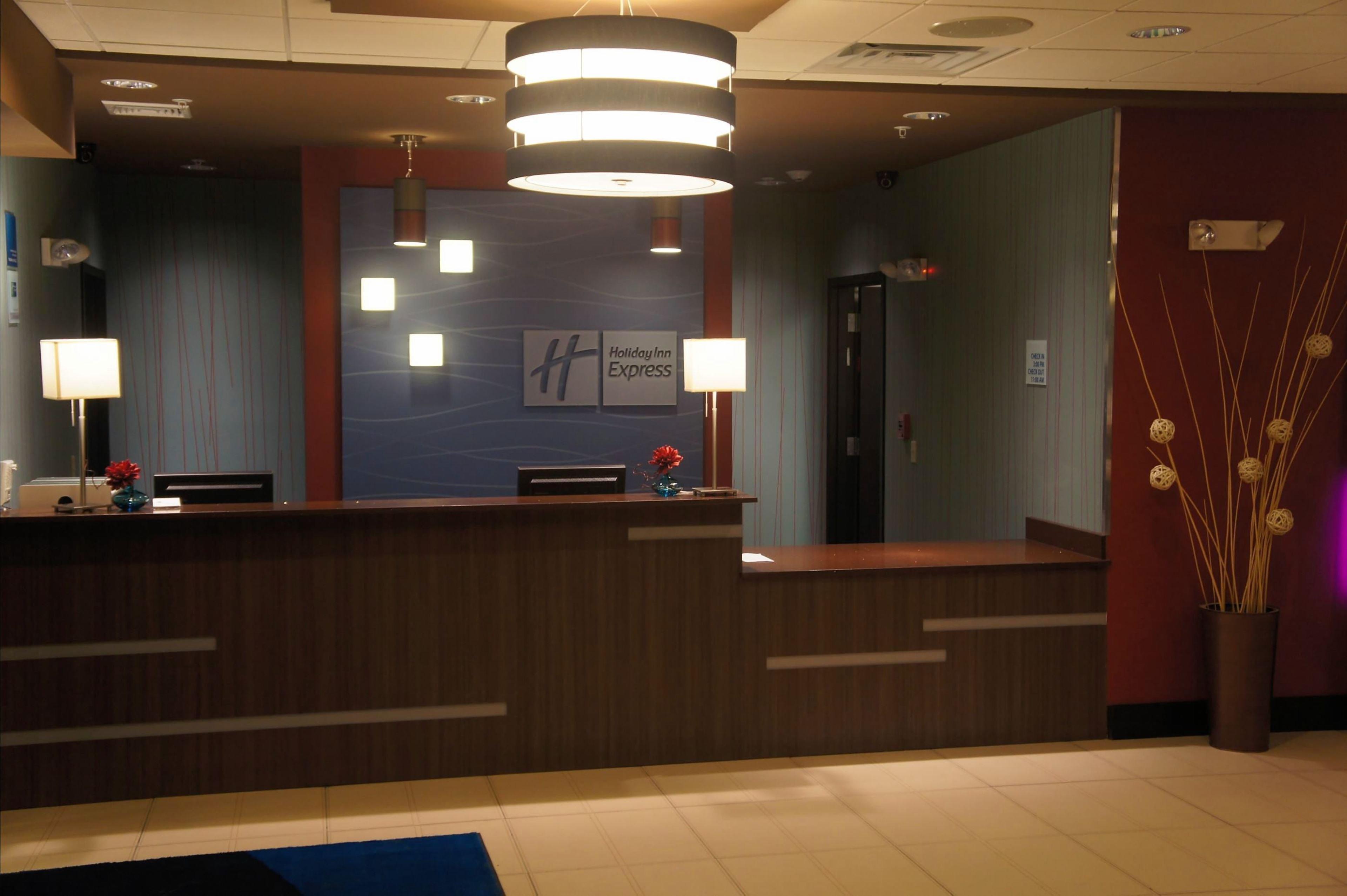 Holiday Inn Express & Suites Northeast By Ihg York Exterior photo